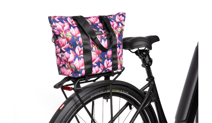Cube92148
