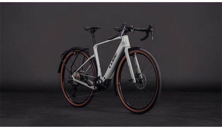 Cube Nuroad Hybrid C:62 Race 400X FE 26J