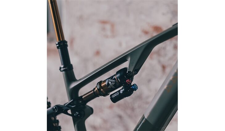 Cube AMS Hybrid ONE44 C:68X Super TM 400X 29 25J