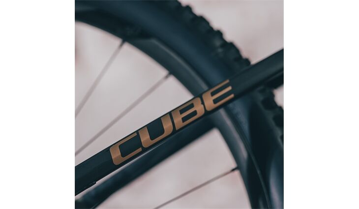 Cube AMS Hybrid ONE44 C:68X Super TM 400X 29 25J