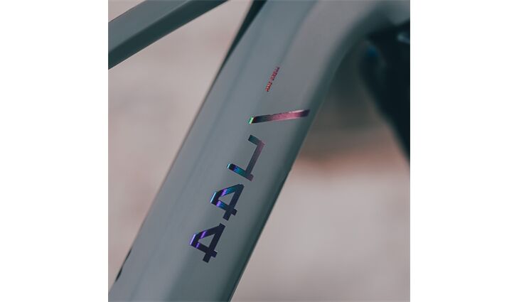 Cube AMS Hybrid ONE44 C:68X TM 400X 29 25J