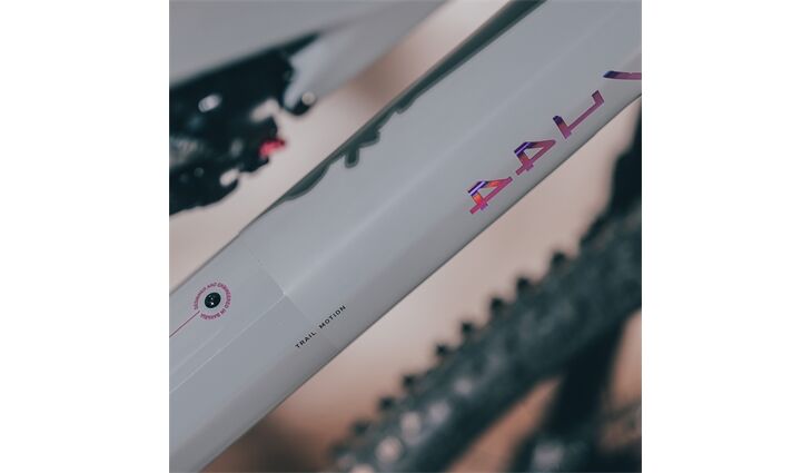 Cube AMS Hybrid ONE44 C:68X TM 400X 29 25J