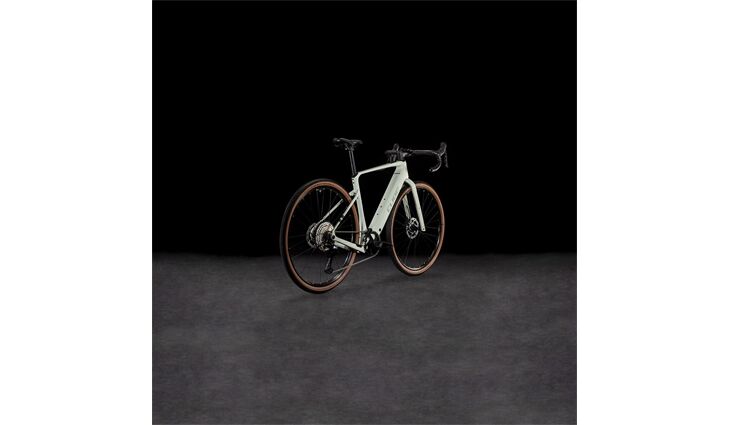 Cube Nuroad Hybrid C:62 Race 400X 25J